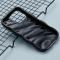 iPhone 15 Pro Max Mobilskal Wavy Textur Svart