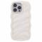  iPhone 15 Pro Max Mobilskal Wavy Textur Beige