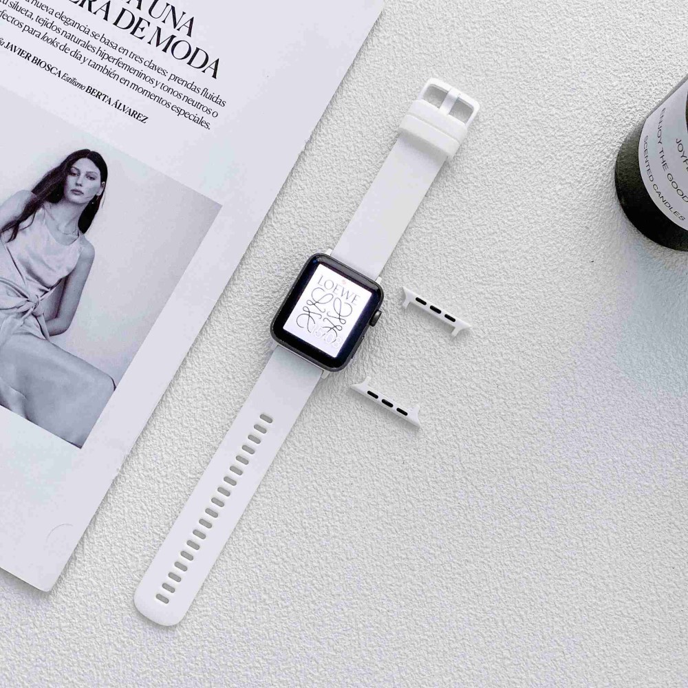  Apple Watch 42/44/45/46/49 mm Armband Silikon Vit