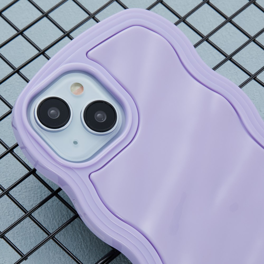  iPhone 15 Mobilskal Wavy Textur Lila