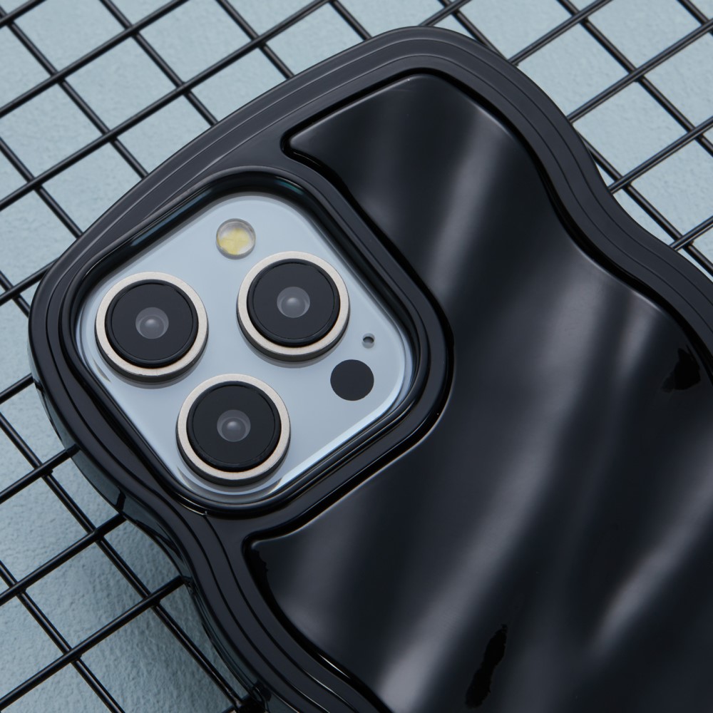  iPhone 15 Pro Mobilskal Wavy Textur Svart