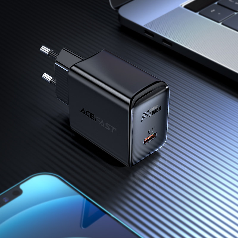 Acefast Acefast 30W GaN PD QC USB-C Väggladdare Svart