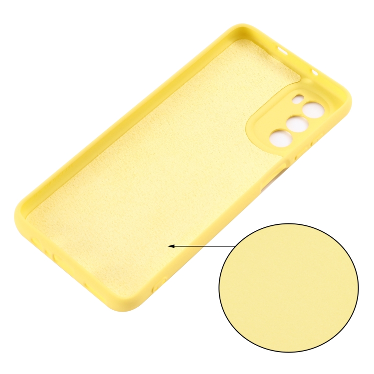  Motorola Moto G52/G82 Skal Liquid Silikon Gul