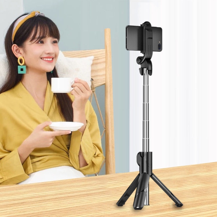  Selfie Stick Tripod Trådlös Bluetooth 360° Svart