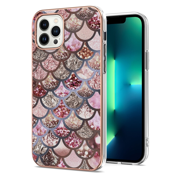  iPhone 15 Pro Skal Med Tryck Rosa Fjäll