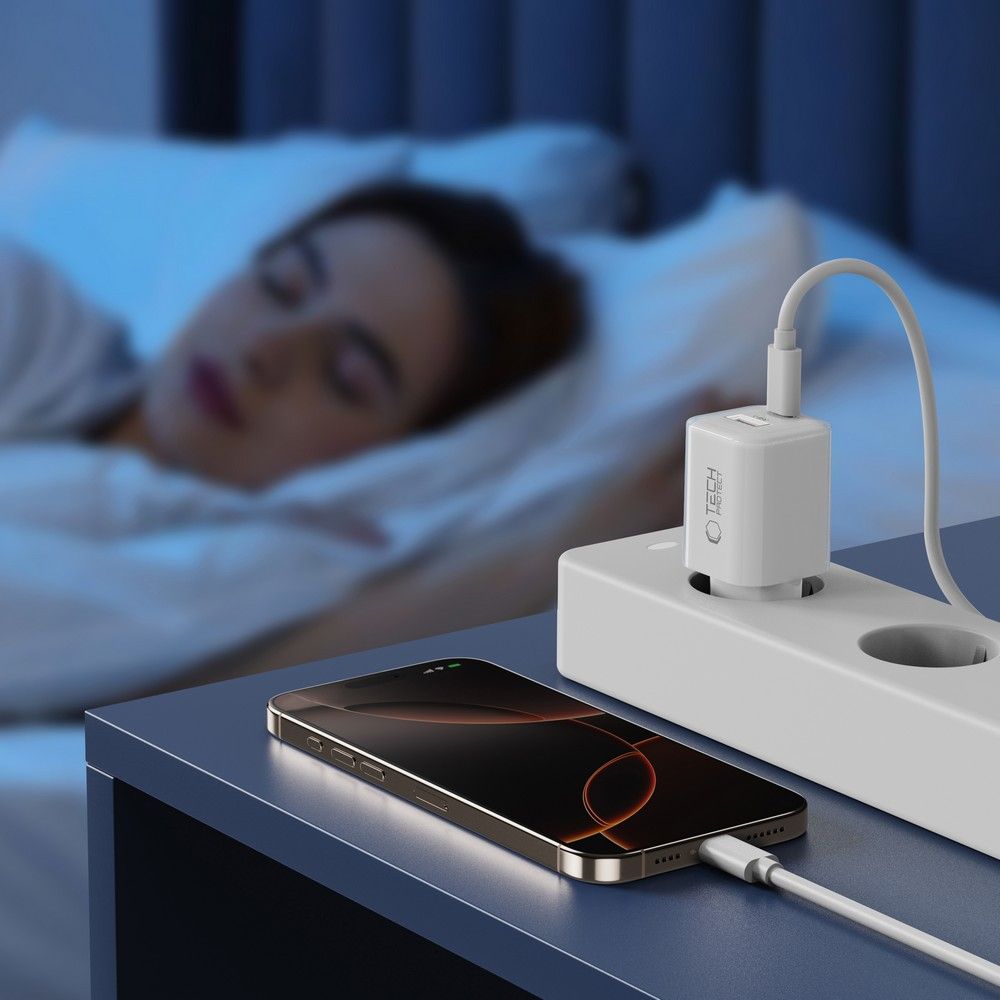 Tech-Protect Tech-Protect 33W Väggladdare PD QC USB-C / USB-A Vit