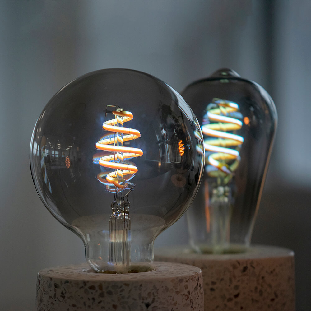 Hombli Hombli Smart Lampa Glödtråd E27 ST64-Rök CCT